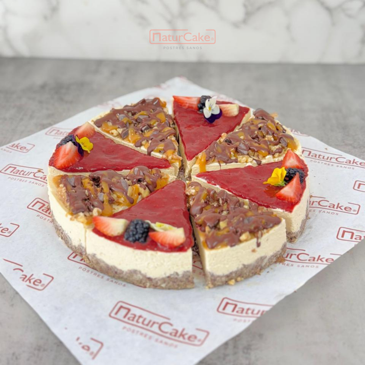 Cheesecake mixto (8 porciones) Contiene lácteos.